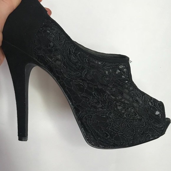 Black lace heels - Picture 2 of 5
